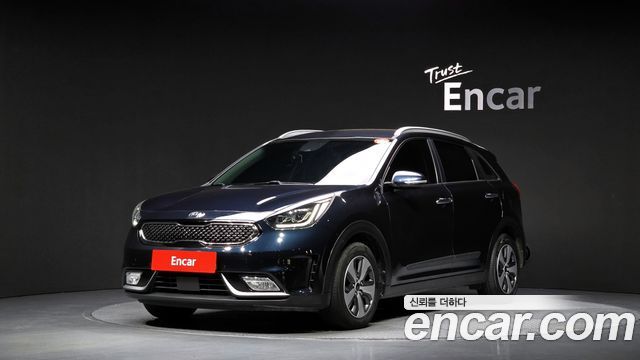 Kia Niro 2018 — photo 1