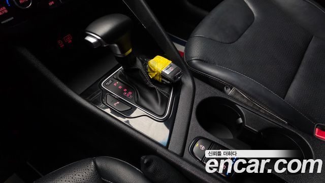 Kia Niro 2018 — photo 12