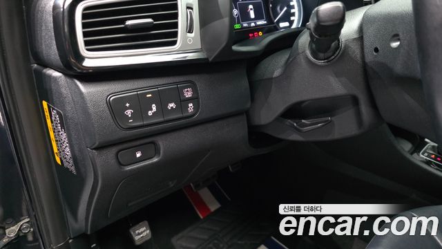 Kia Niro 2018 — photo 24