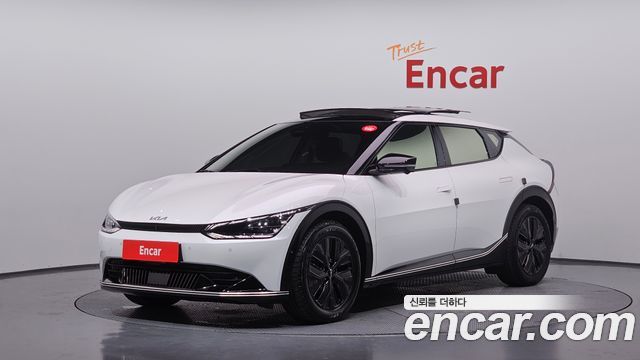 Kia EV6 2023 — photo 1