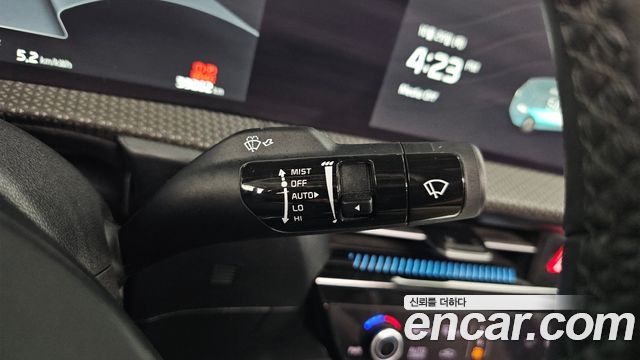 Kia EV6 2023 — photo 30