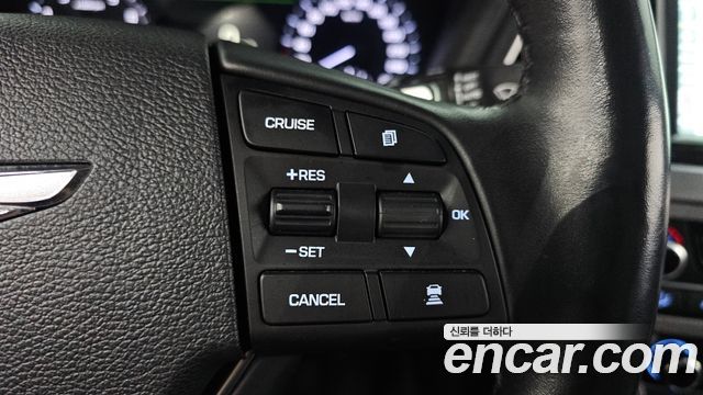 Genesis G80 2018 — photo 24