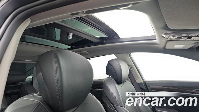 Genesis G80 2018 — photo 29