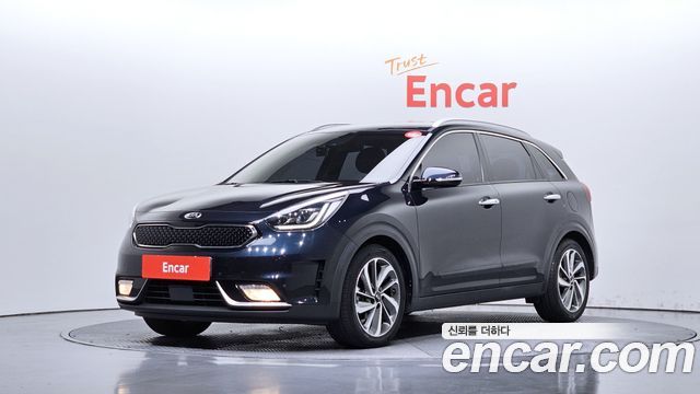 Kia Niro 2018 — photo 1