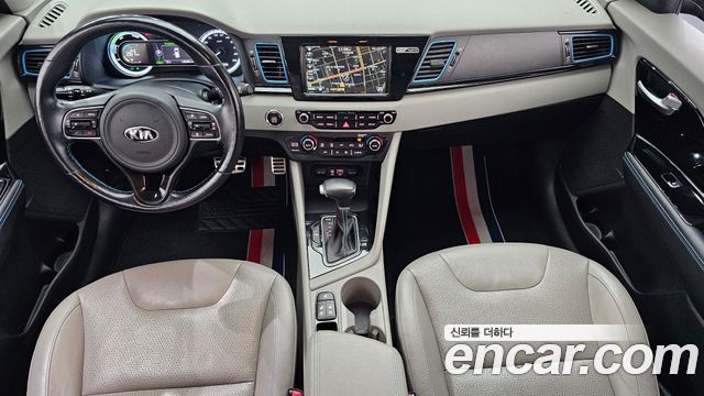 Kia Niro 2018 — photo 10