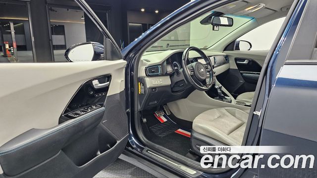Kia Niro 2018 — photo 13