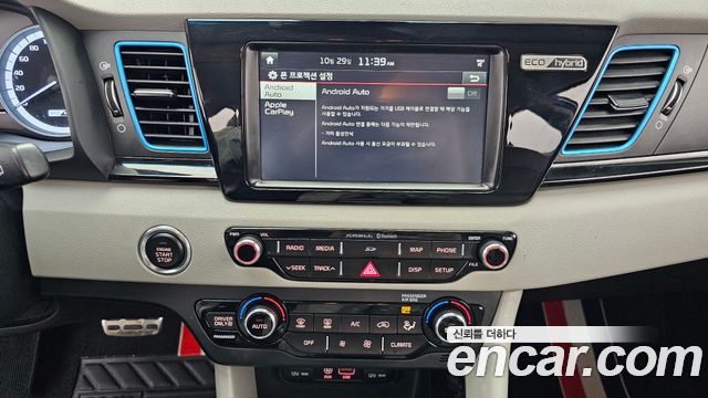 Kia Niro 2018 — photo 20