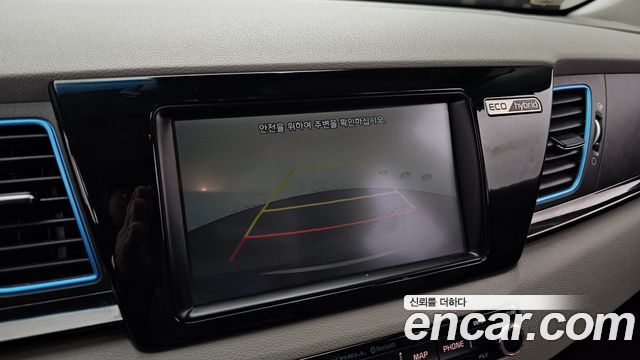 Kia Niro 2018 — photo 21