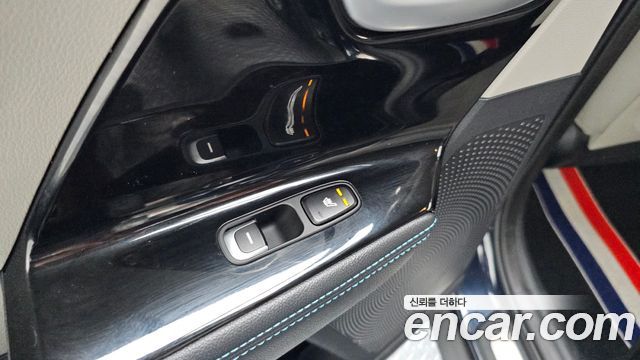 Kia Niro 2018 — photo 25