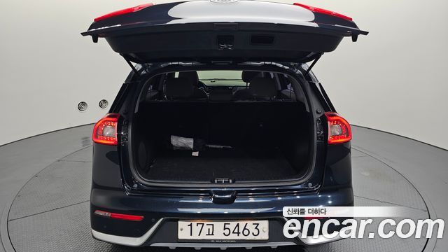 Kia Niro 2018 — photo 26