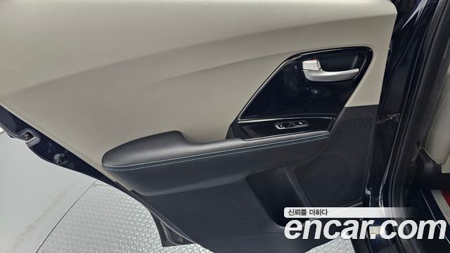 Kia Niro 2018 — photo 15