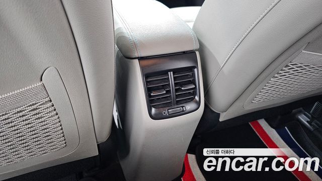 Kia Niro 2018 — photo 32
