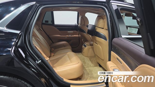 Genesis G90 2022 — photo 17