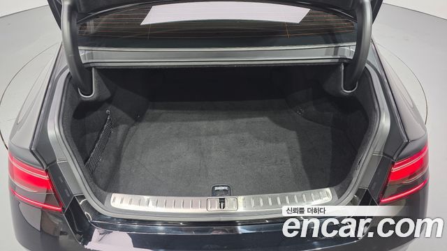 Genesis G90 2022 — photo 23