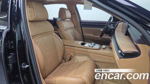 Genesis G90 2022 — photo 26