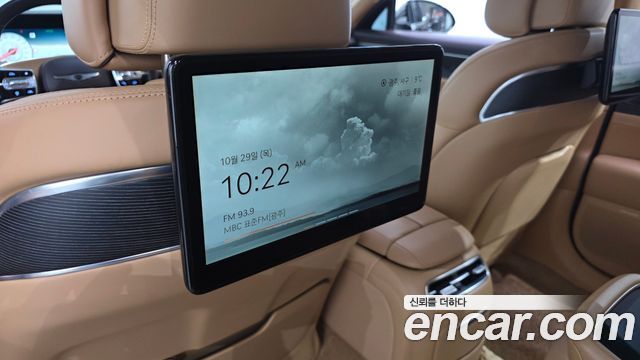 Genesis G90 2022 — photo 31