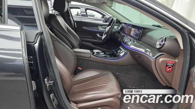 Mercedes-Benz CLS-Class 2019 — photo 16