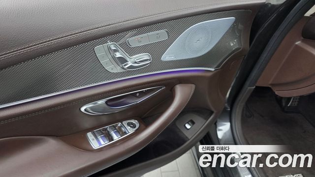 Mercedes-Benz CLS-Class 2019 — photo 28