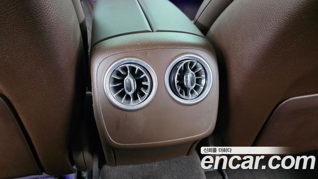 Mercedes-Benz CLS-Class 2019 — photo 32