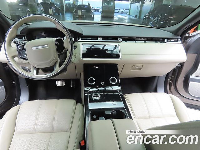 Land Rover Range Rover Velar 2018 — photo 7