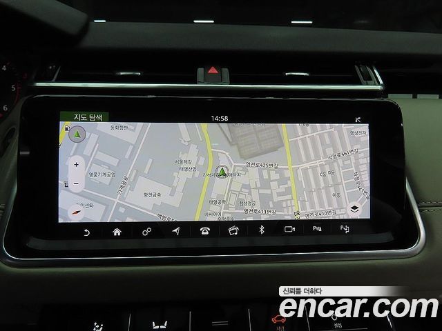 Land Rover Range Rover Velar 2018 — photo 15