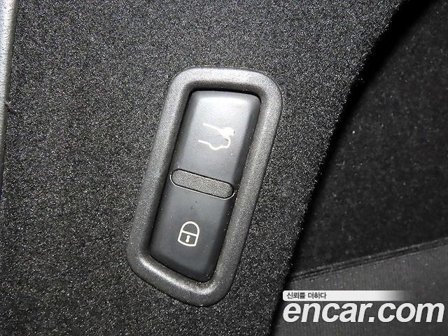 Maserati Levante 2019 — photo 16