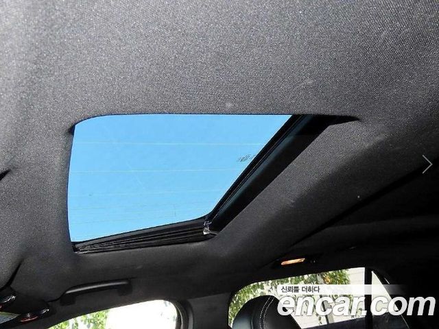 Ford Explorer 2017 — photo 18