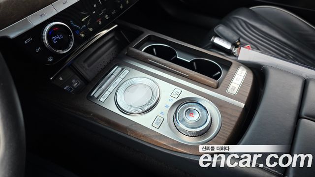 Genesis G80 2021 — photo 9