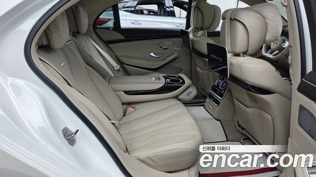 Mercedes-Benz S-Class 2020 — photo 17