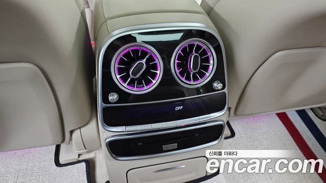 Mercedes-Benz S-Class 2020 — photo 32