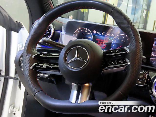 Mercedes-Benz CLA-Class 2026 — photo 8