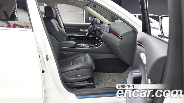 Genesis GV70 2025 — photo 17