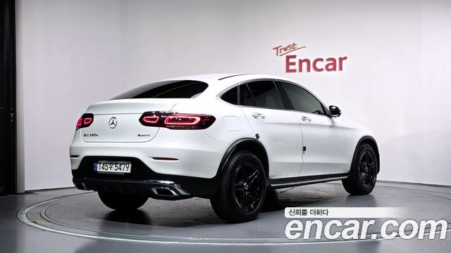 Mercedes-Benz GLC-Class 2023 — photo 2