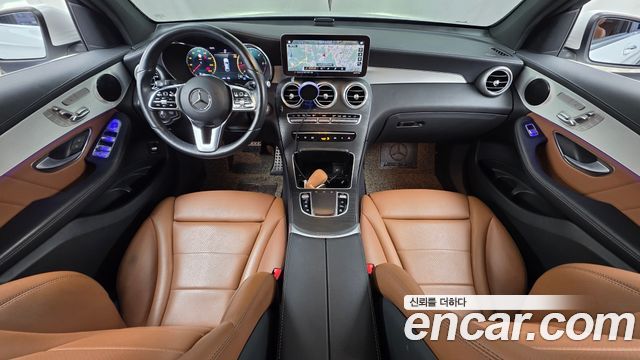 Mercedes-Benz GLC-Class 2023 — photo 10