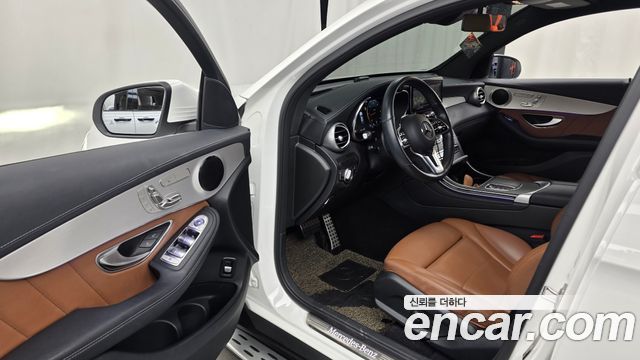 Mercedes-Benz GLC-Class 2023 — photo 13