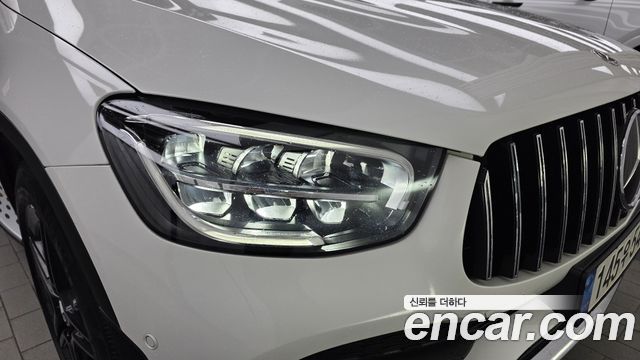 Mercedes-Benz GLC-Class 2023 — photo 8