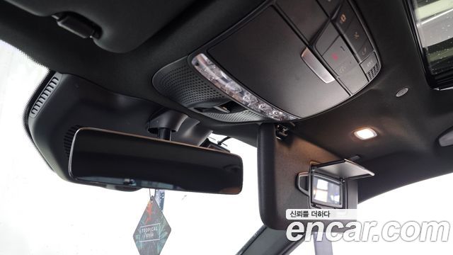 Mercedes-Benz GLC-Class 2023 — photo 27