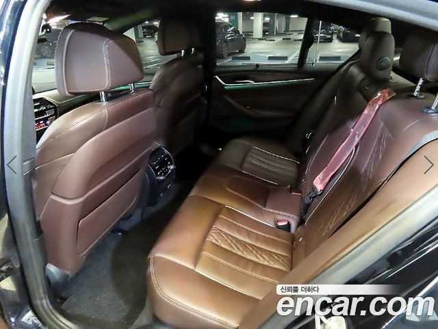BMW 5-Series 2020 — photo 7
