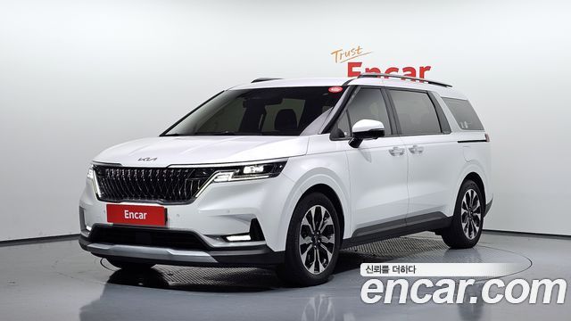 Kia Canival 2022 — photo 1