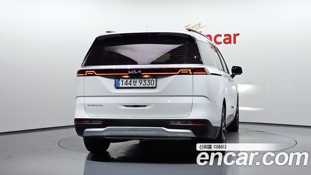 Kia Canival 2022 — photo 4