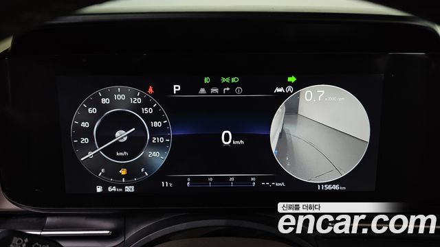 Kia Canival 2022 — photo 11