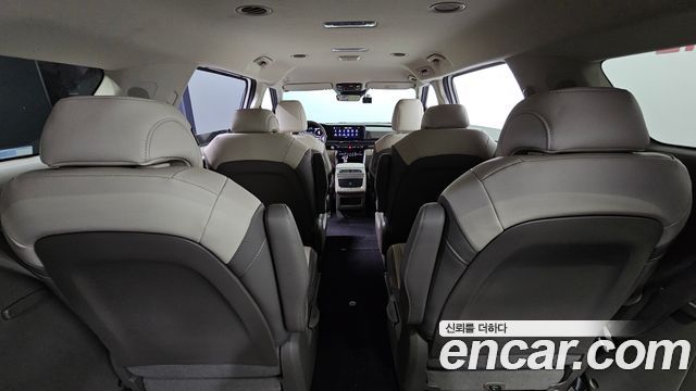 Kia Canival 2022 — photo 30