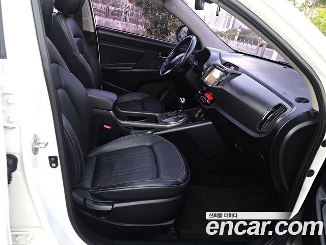 Kia Sportage 2013 — photo 7