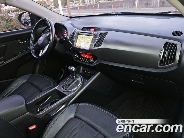 Kia Sportage 2013 — photo 10