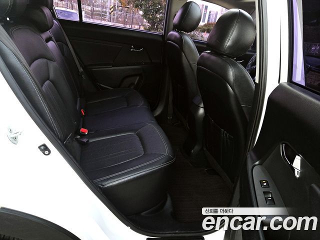 Kia Sportage 2013 — photo 12