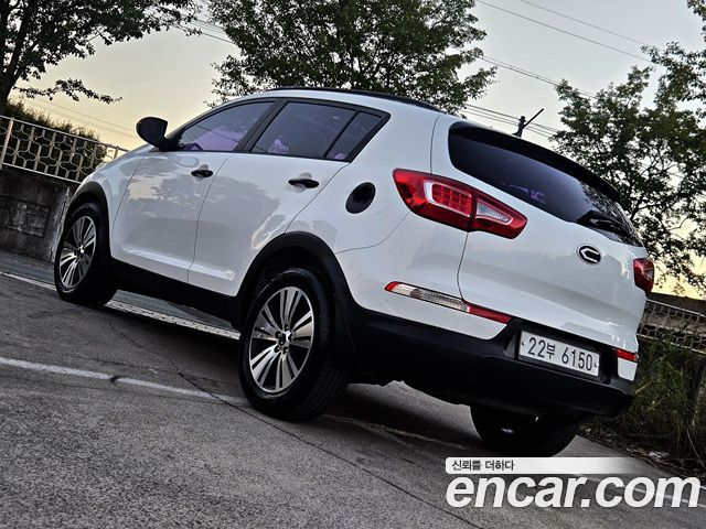Kia Sportage 2013 — photo 14