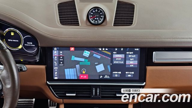 Porsche Cayenne 2020 — photo 14