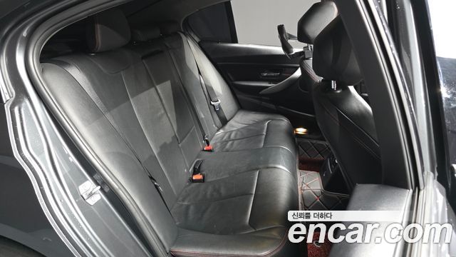 BMW 3-Series 2015 — photo 12
