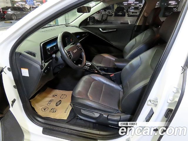 Kia Niro 2023 — photo 6