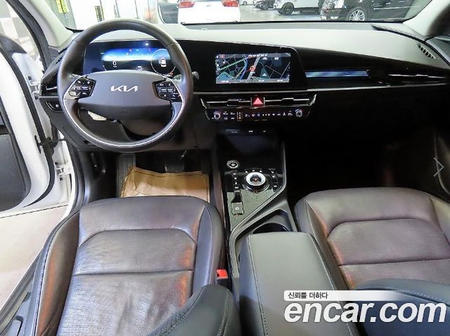 Kia Niro 2023 — photo 10